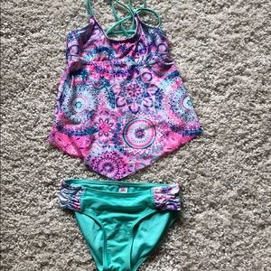 Girls swimsuit